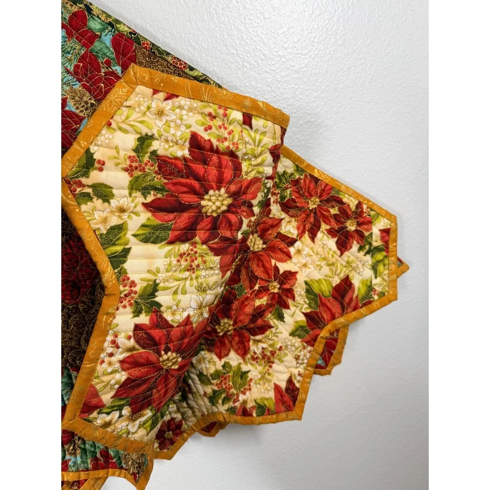 Quilted Christmas Tree‎ Skirt Reversible Poinsettia Pine Cone Red Green